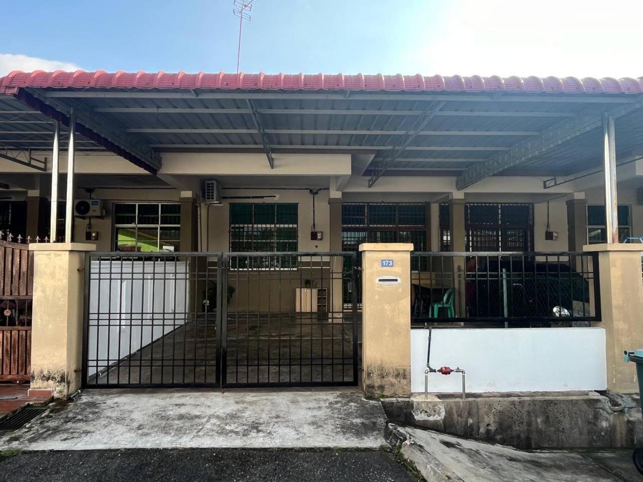 Tapak 173 By Sutera Homes Σουνγκάϊ Πετάνι Εξωτερικό φωτογραφία